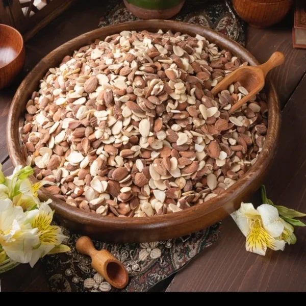 اثر نوسانات ارزی بر قیمت عمده بادام مامایی